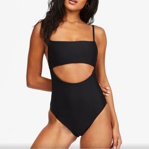 NWOT billabong one piece